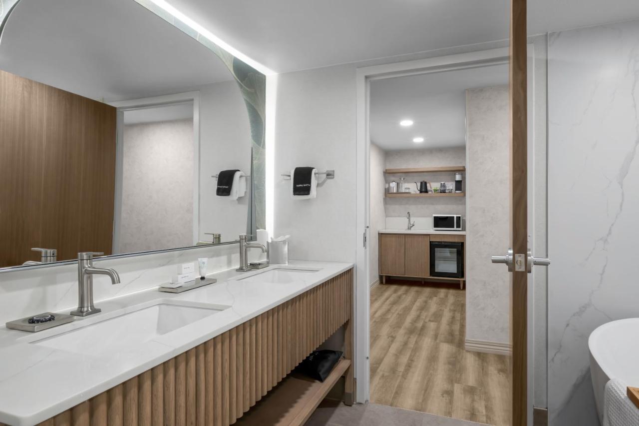 The Grove Hotel — photo 19