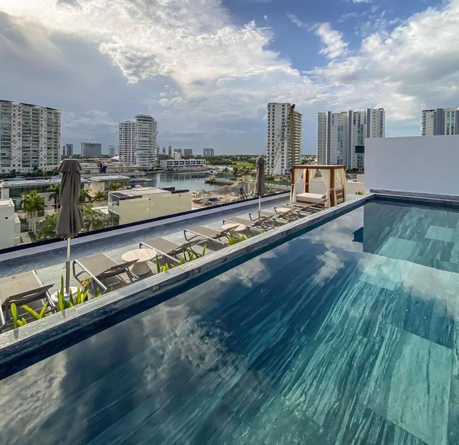 Luxury Retreat in Puerto Cancun with Rooftop Pool - 3