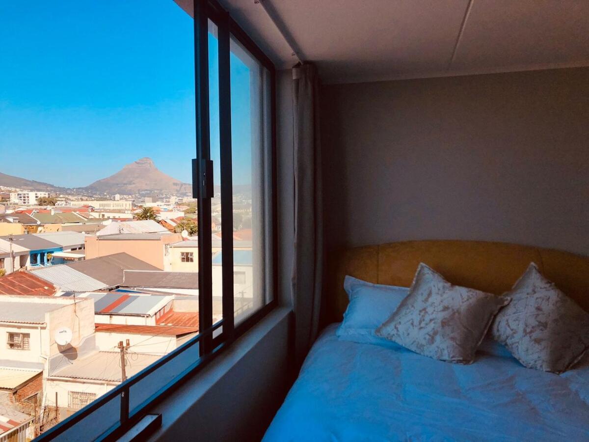 Modern Woodstock Studio with Table Mountain Views - 4