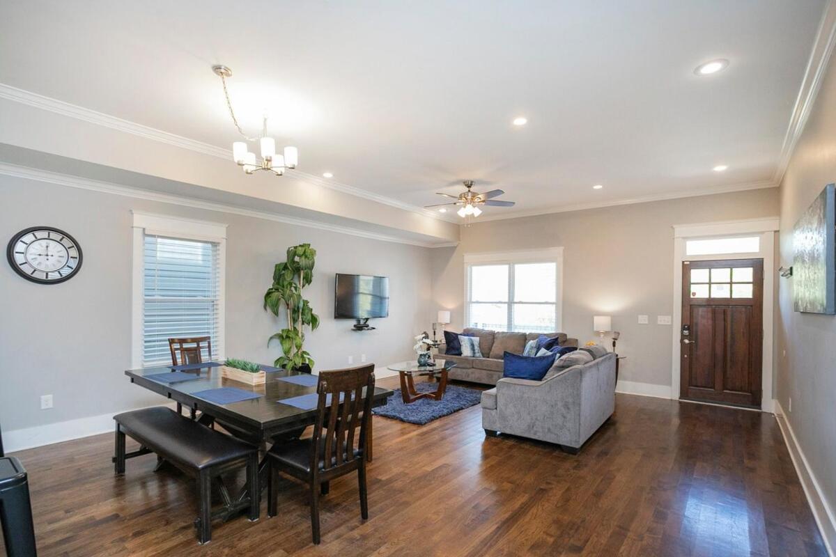 1A Rooftop Deck, 3mi Broadway, Side by Side Houses Available - 4