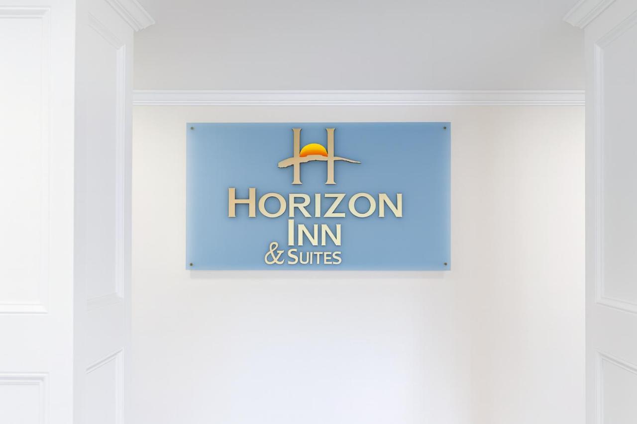 Congress Hotel and Suites — photo 12