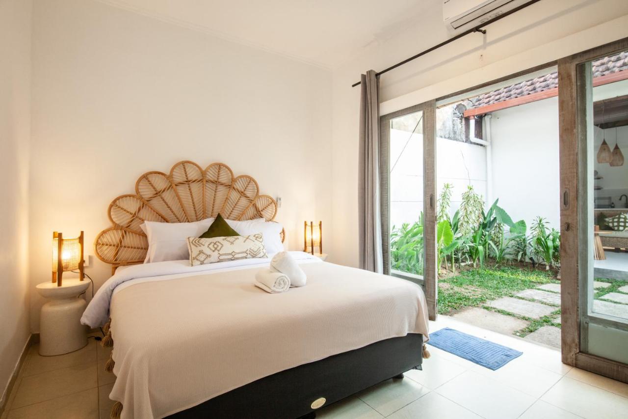 Homey Villa 2BR Seminyak - 2