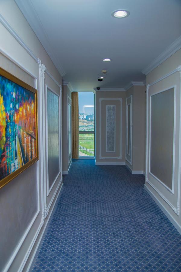Golden Coast Hotel photo