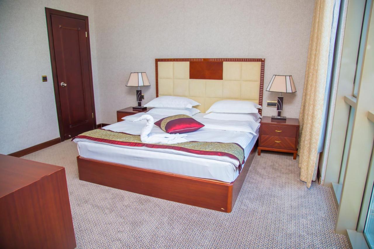 Golden Coast Hotel photo