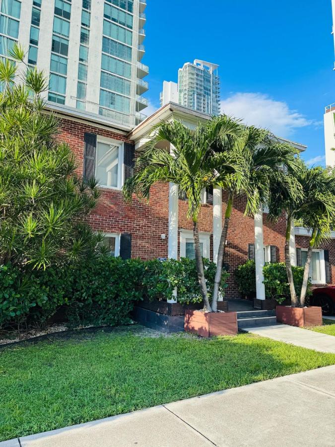 Experience Miami in Style Historic Home w Hot Tub