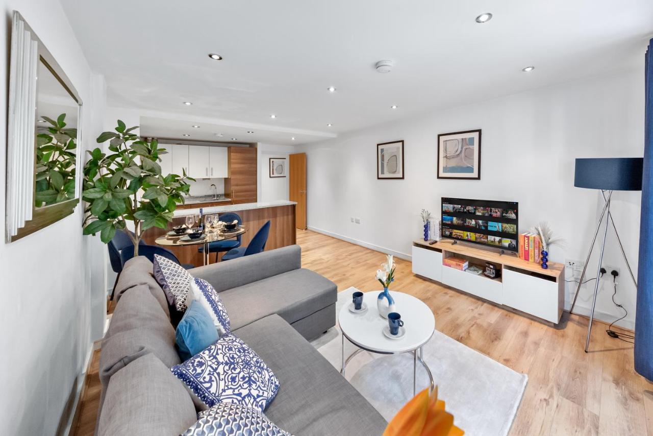 Liverpool Street Retreat - 5