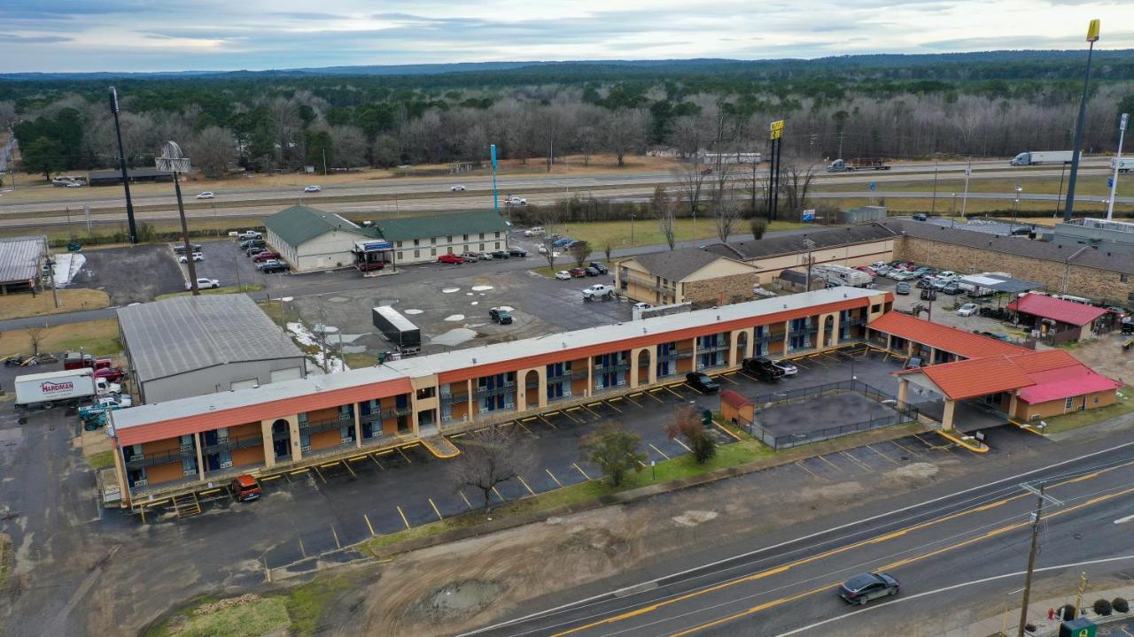 Economy Inn — photo 9