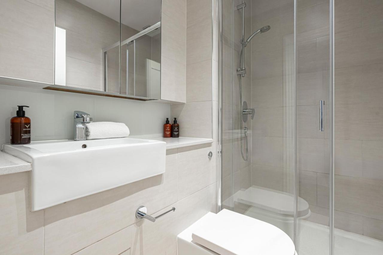 Euston Square Apartments - 3