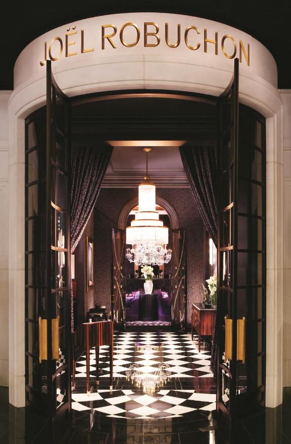 The Signature at MGM Grand - Tower 2 — photo 8