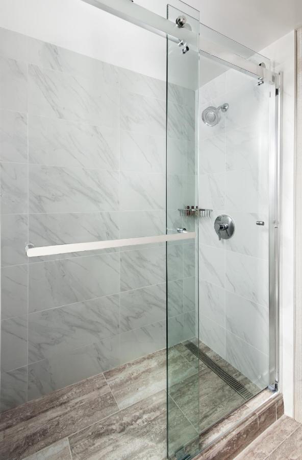 Sheraton Gateway Los Angeles Hotel - 4