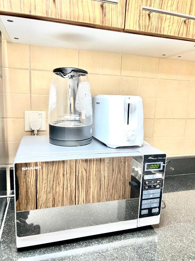 Spacious Modern Studio In downtown - 5