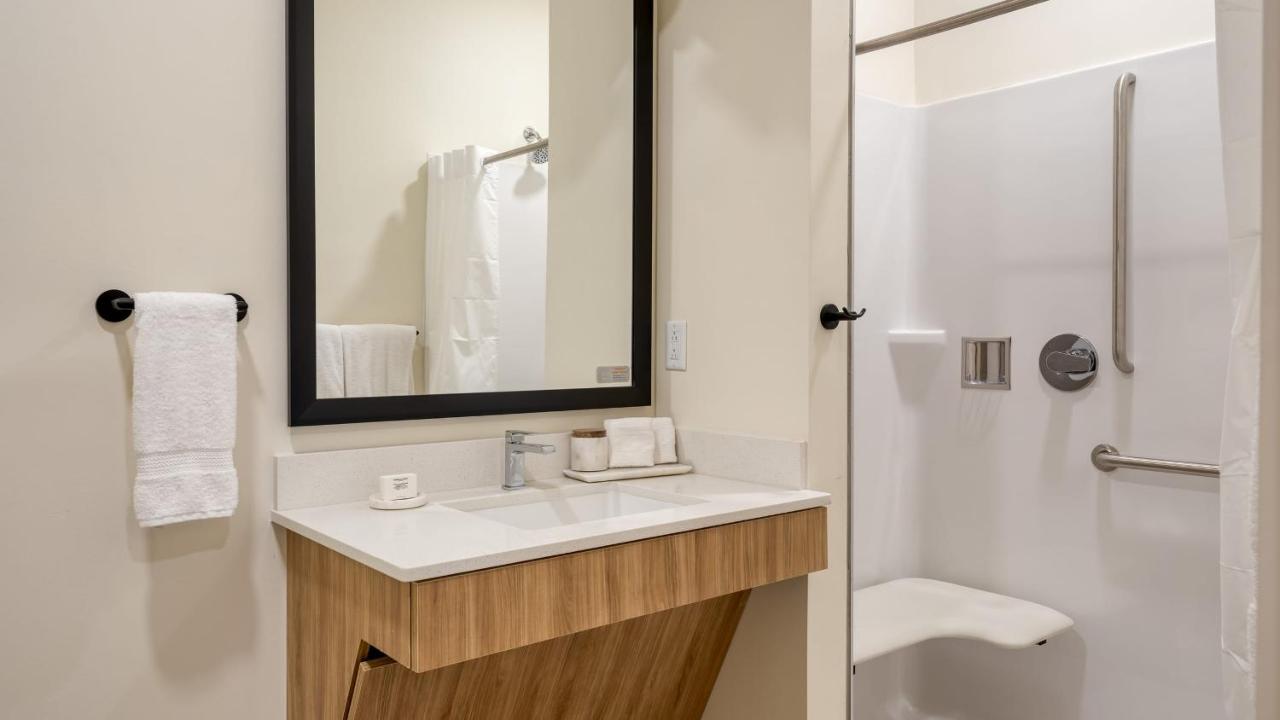 The Gilmore, an AvantStay Hotel — photo 21