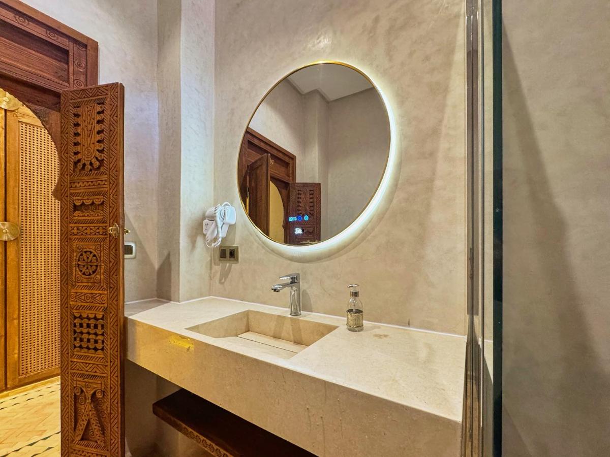 Luxury Taj Riad Zitoune Rooftp & Jacuzzi 2Min to Jemaa Lefna - 3