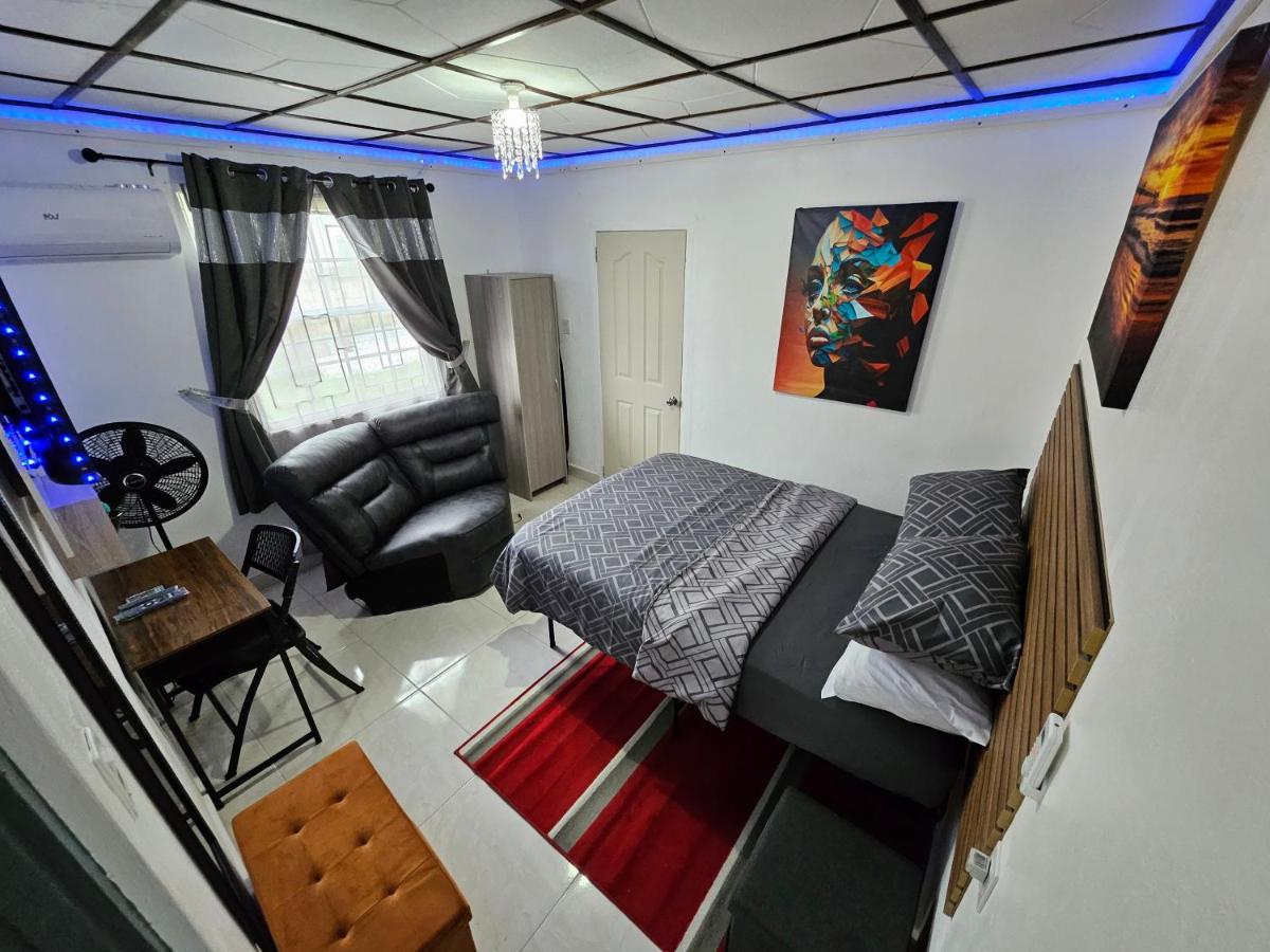 Sunrise Haven Holiday Apartments Barbados - 2