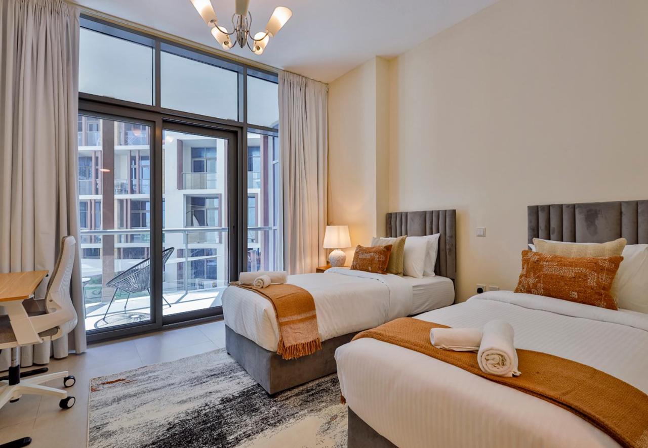 Dubai Wharf Tower, Al Jaddaf -2 Bedroom Apartment - Allsopp & Allsopp - 2