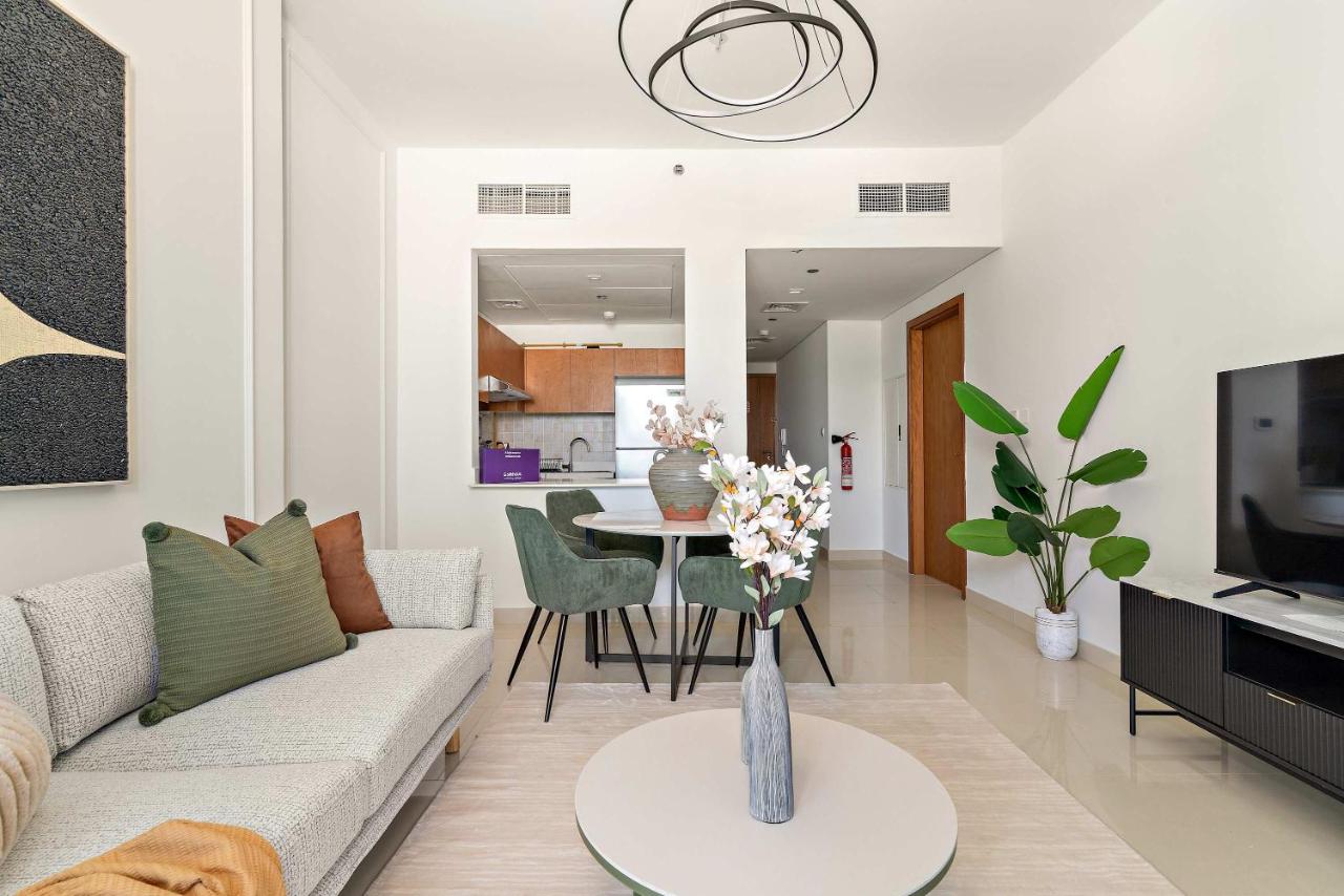 Silkhaus Vacation Homes 1BDR Serene Stay Nearby Reem Mall - 4