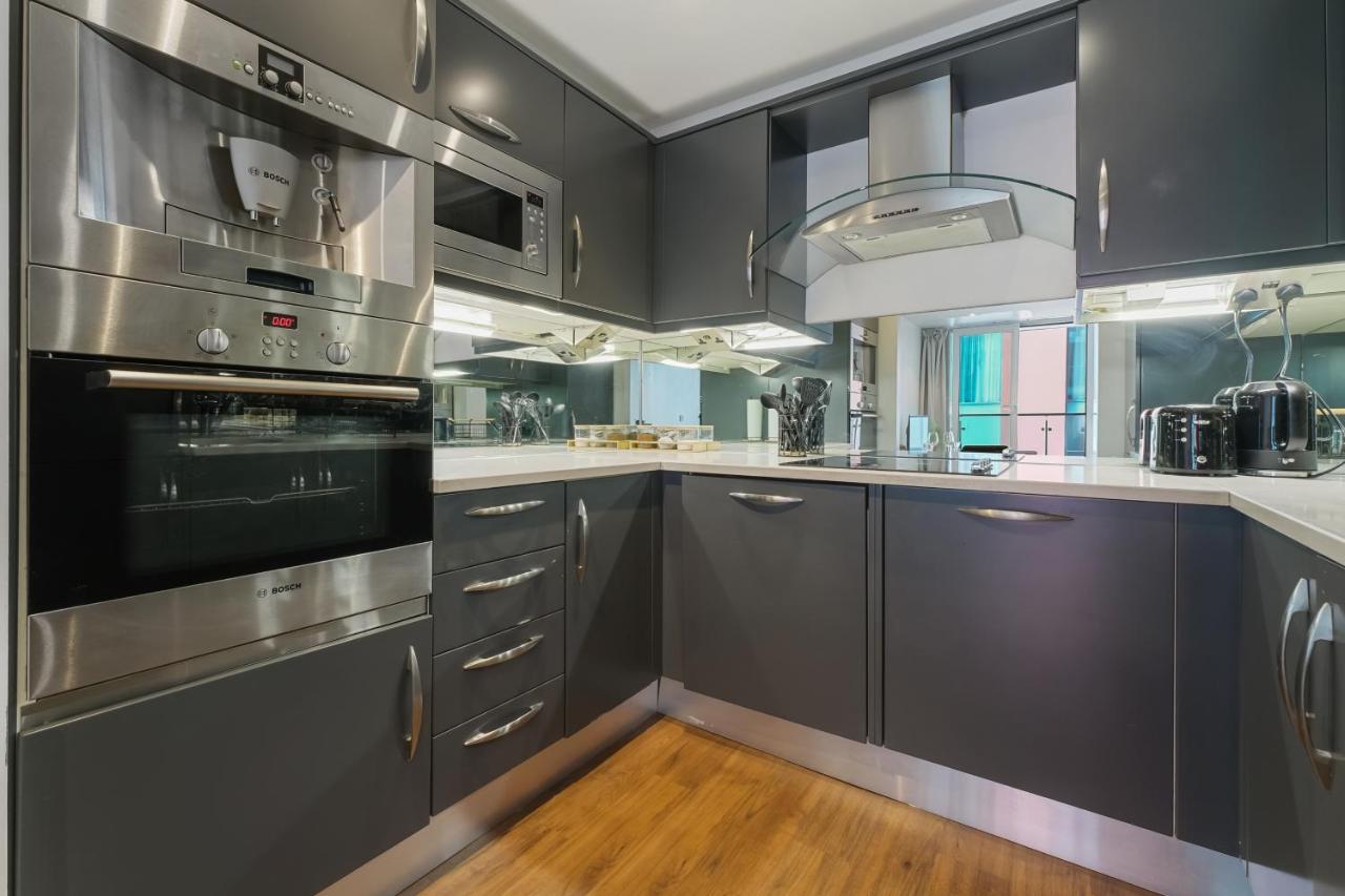 The Oxygen Apartment near Canary Wharf, Excel & O2 - 4