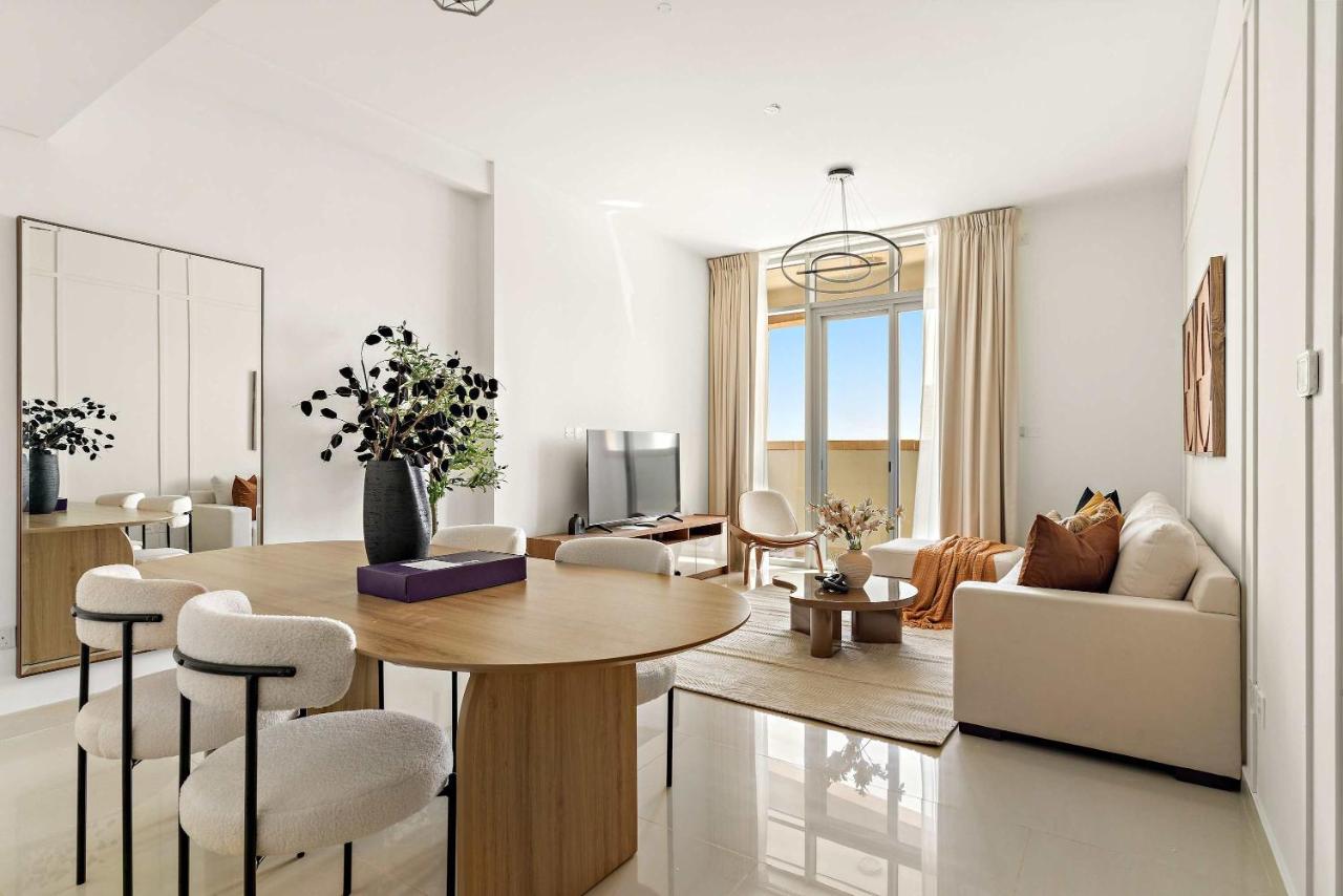 Silkhaus Vacation Homes Exclusive 1BR Stay at Julphar Tower