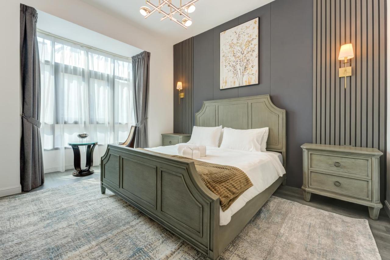 Souk Al Bahar Lavish 1-bedroom apartment with Burj Khalifa view at your doorstep by Norbu Holiday Homes - 2