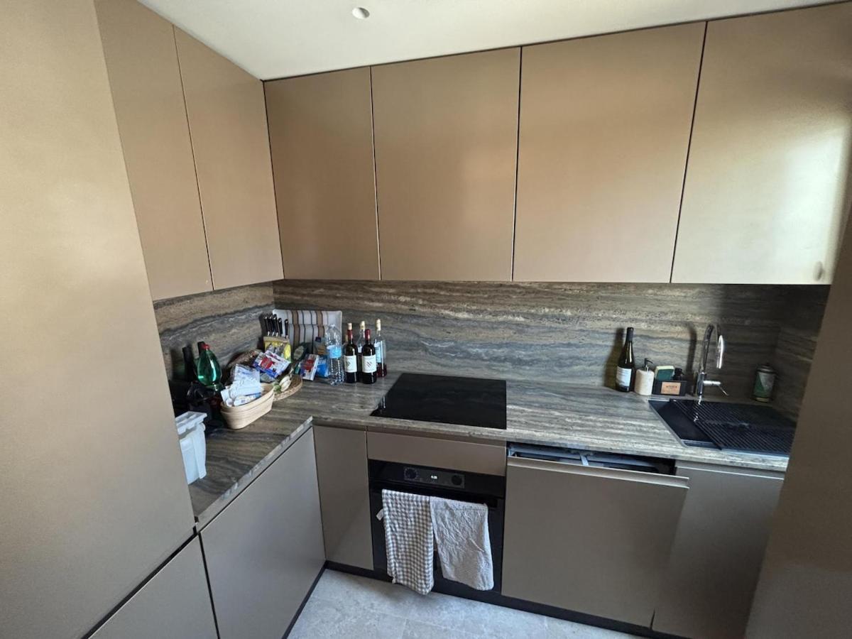 Amazing Luxury Penthouse Suite - 2