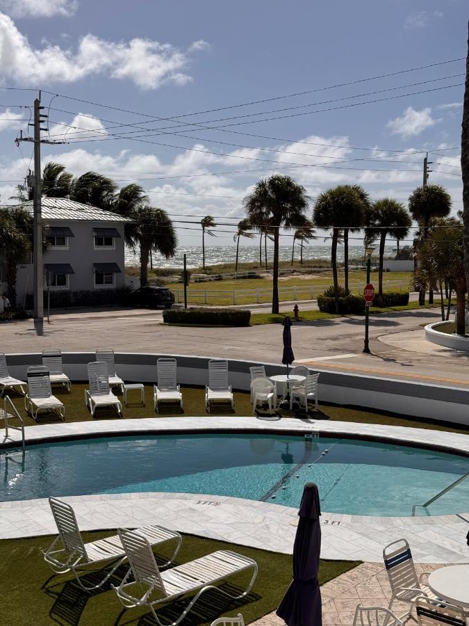 Coral Key Inn — photo 10