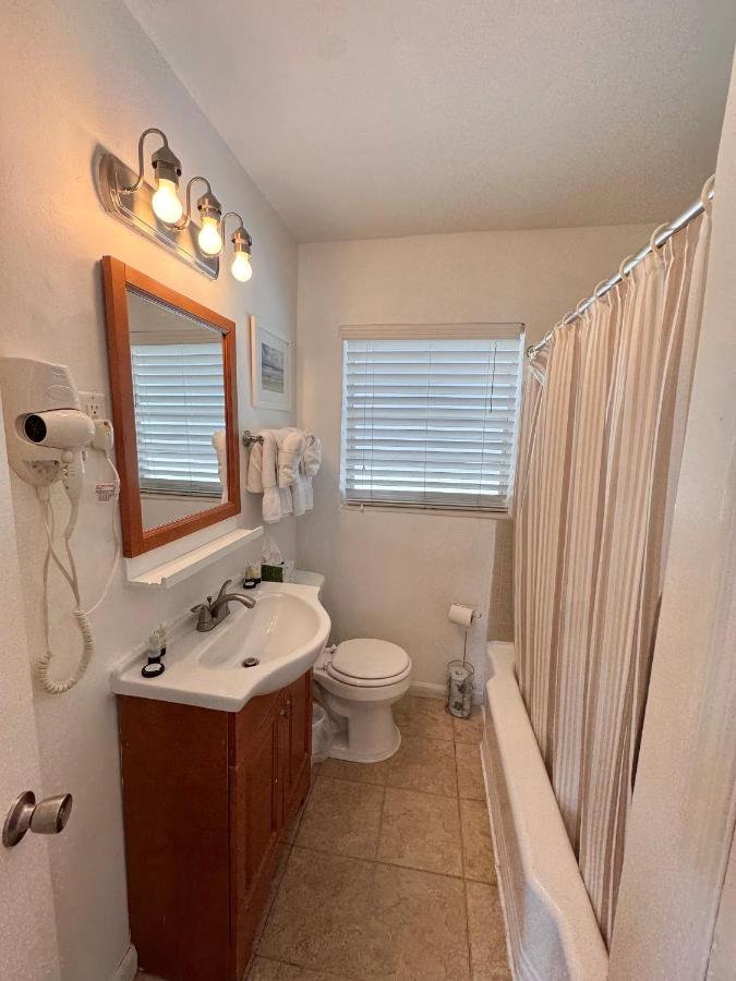 Coral Key Inn — photo 22