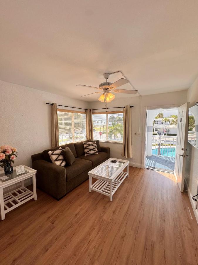 Coral Key Inn — photo 13