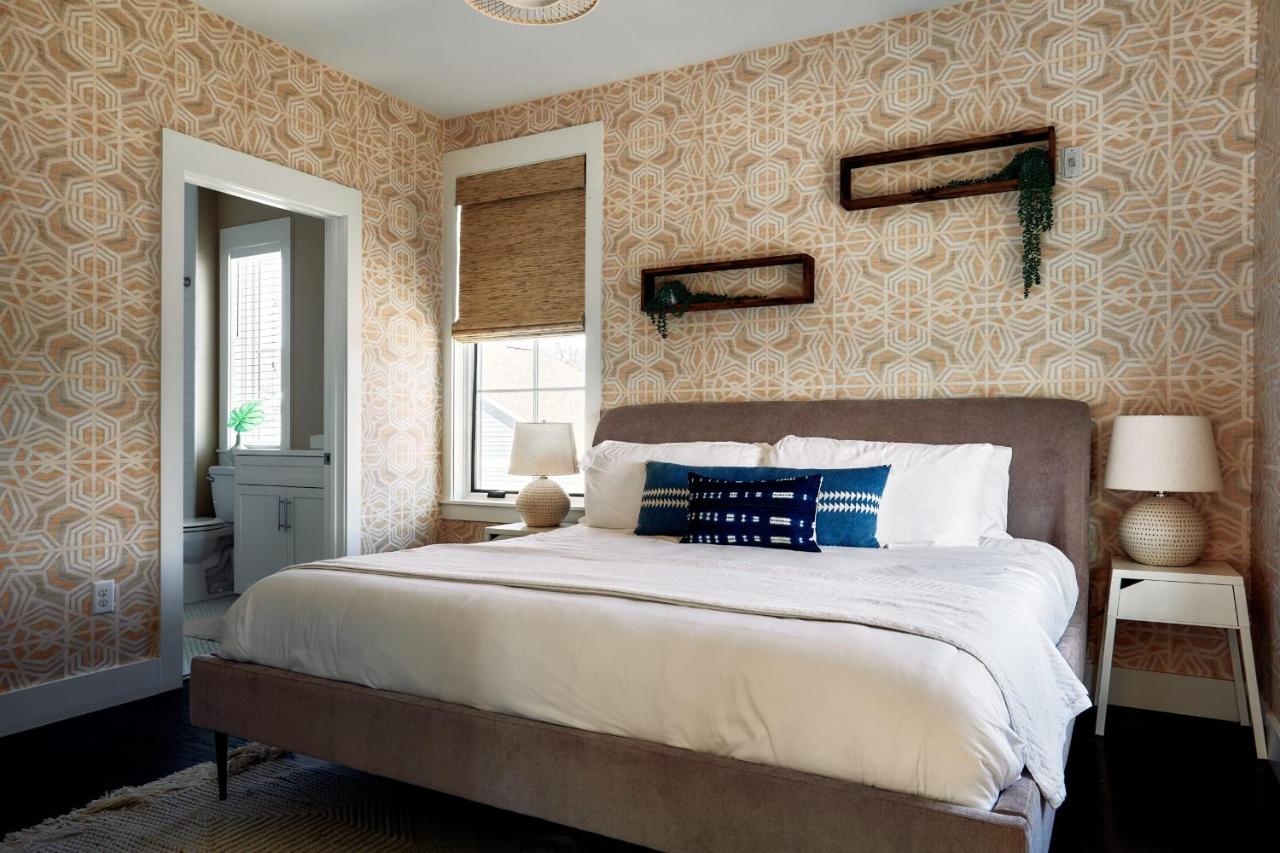 Penthouse In 12 South With Balcony, Near Broadway! - 4