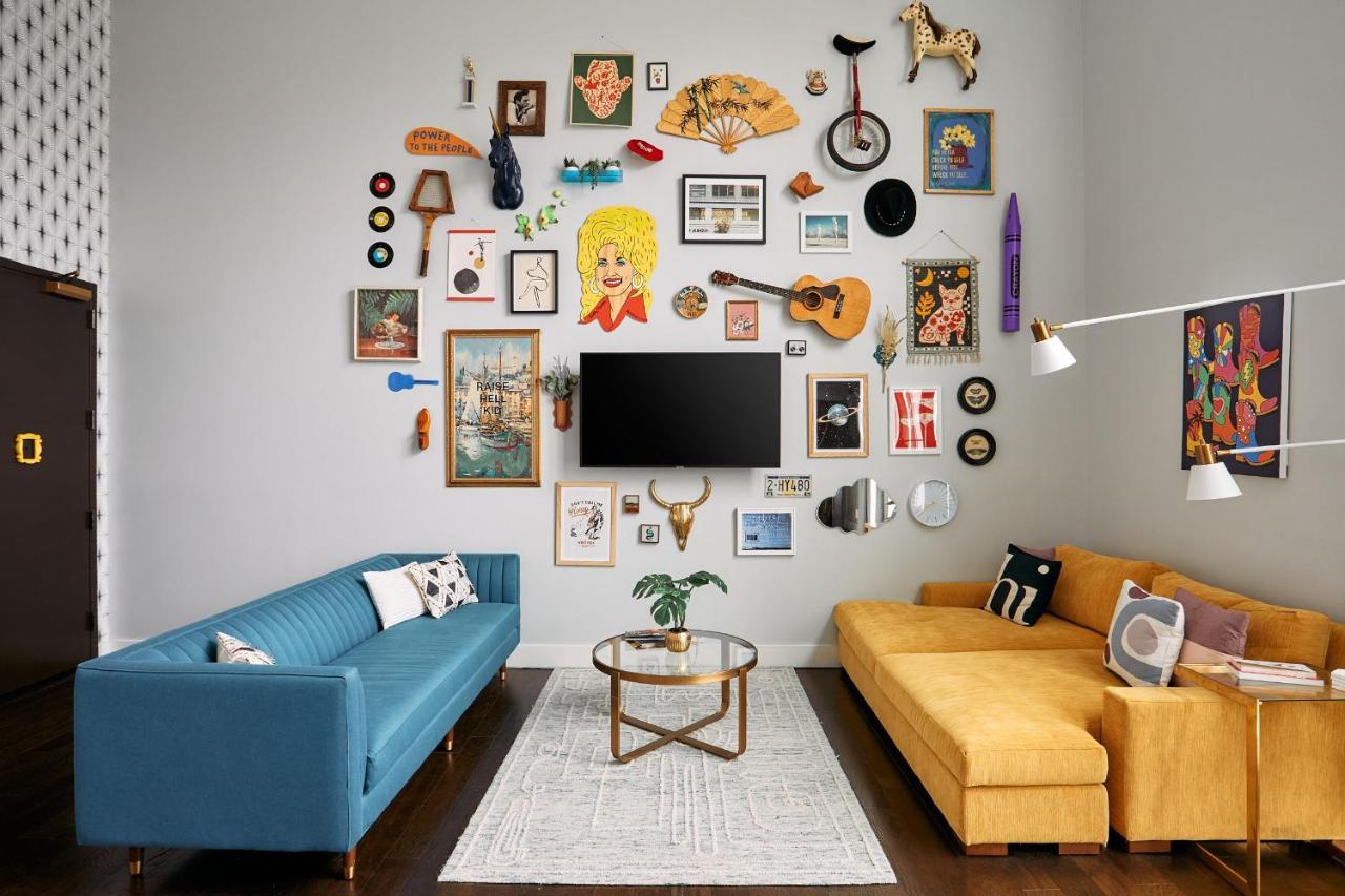 12 South Penthouse, Coffee, Tacos & City Views!