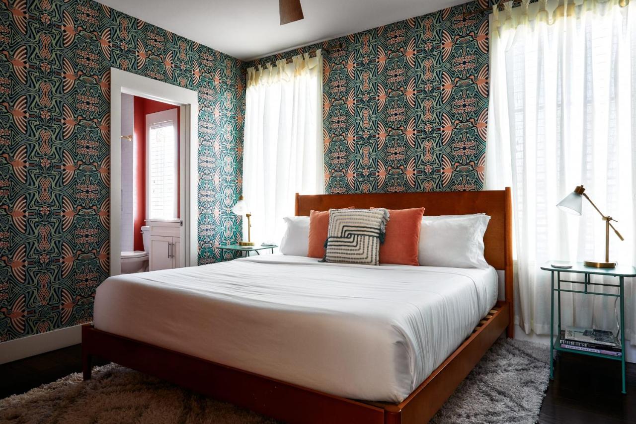 Penthouse In 12 South With Balcony, Near Broadway! - 2