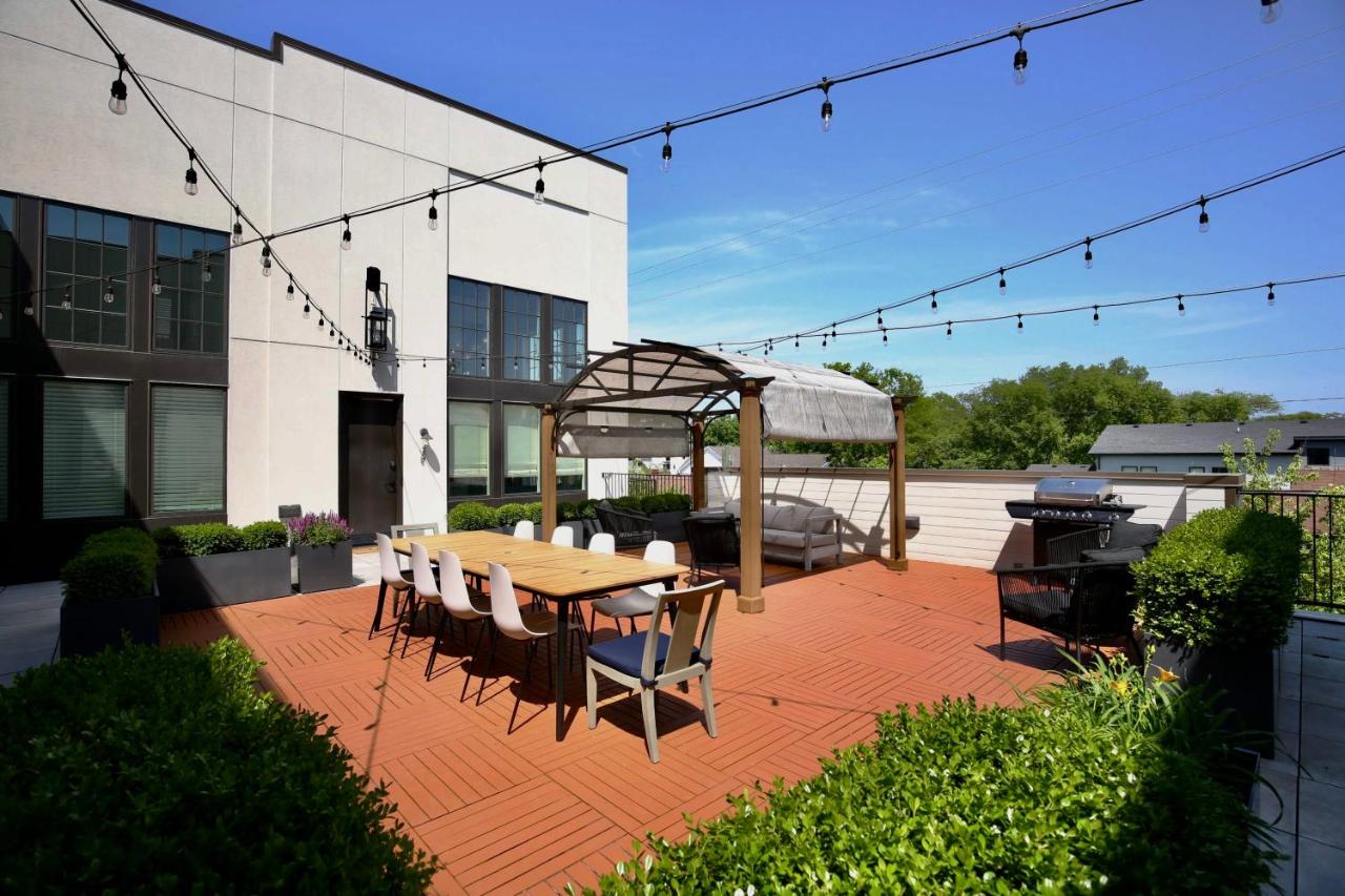 Upscale 12 South Penthouse with 2 Kings, Balcony 1 of 7 Themed Lofts at Cowrite, Find Coffee and Tacos Downstairs, Complimentary Spin Class, Walk to Shopping in 12 South, 10 Minutes to Broadway, Parking, 24 Hr Hospitality - 5