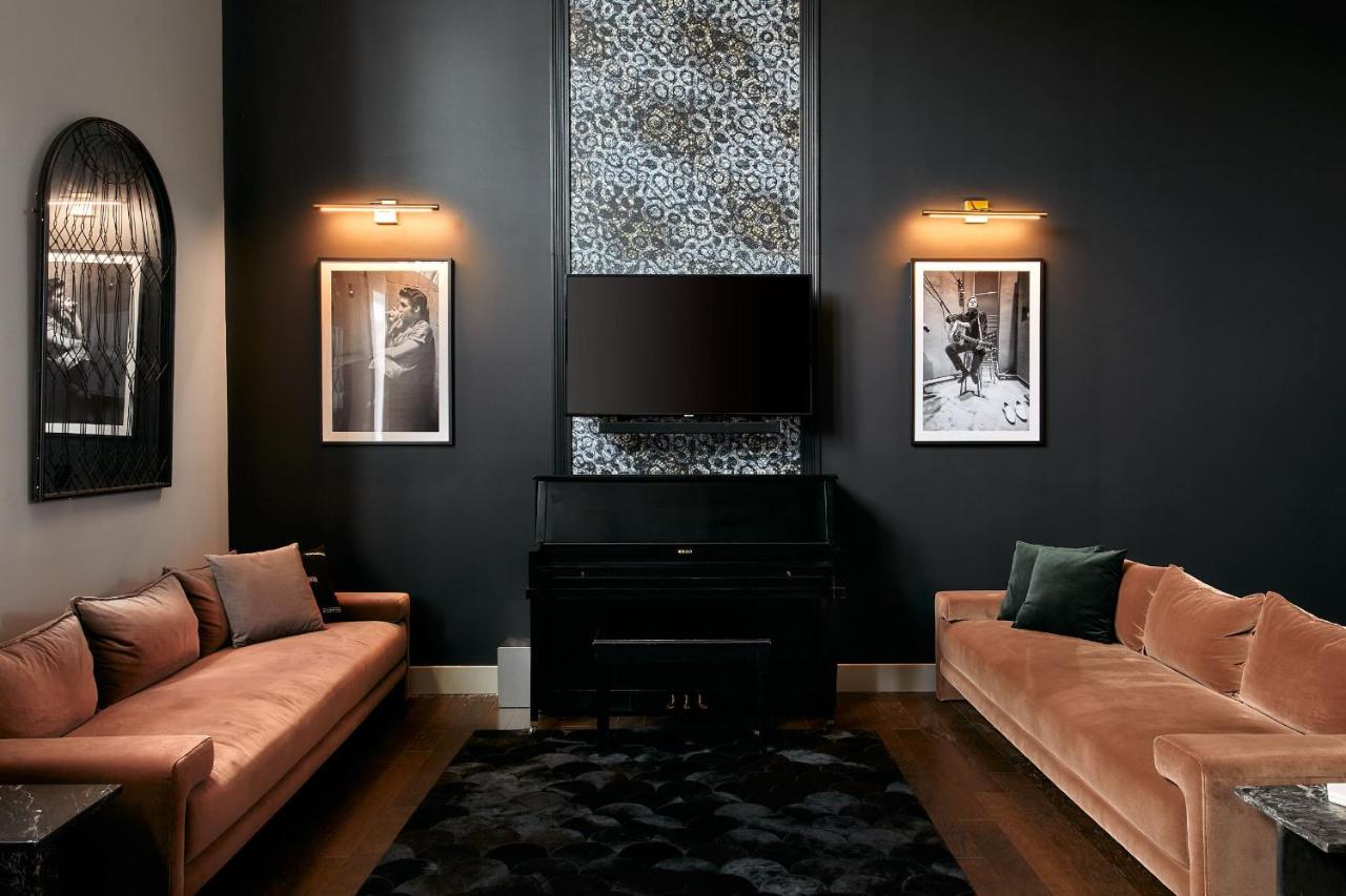 Stylish 2 Suite Penthouse Walk to Shopping, Food, 1 of 7 Themed Lofts at Cowrite, Find Coffee and Tacos Downstairs, Complimentary Spin Class, Walk to Shopping in 12 South, 10 Minutes to Broadway, Parking, 24 Hr Hospitality - 2