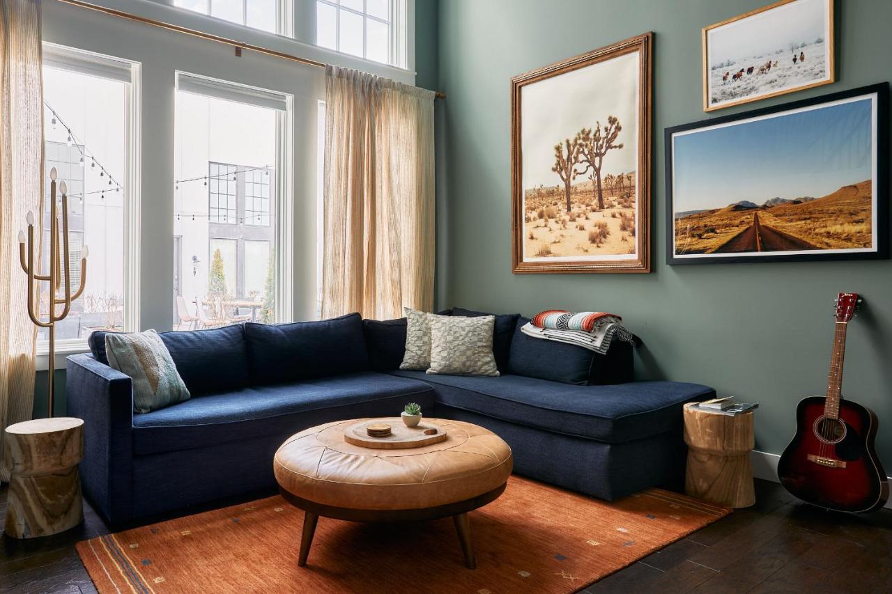 Soaring Ceilings & King Beds Overlooking Courtyard, 1 of 7 Themed Lofts at Cowrite, Find Coffee and Tacos Downstairs, Complimentary Spin Class, Walk to Shopping in 12 South, 10 Minutes to Broadway, Parking, 24 Hr Hospitality - 3