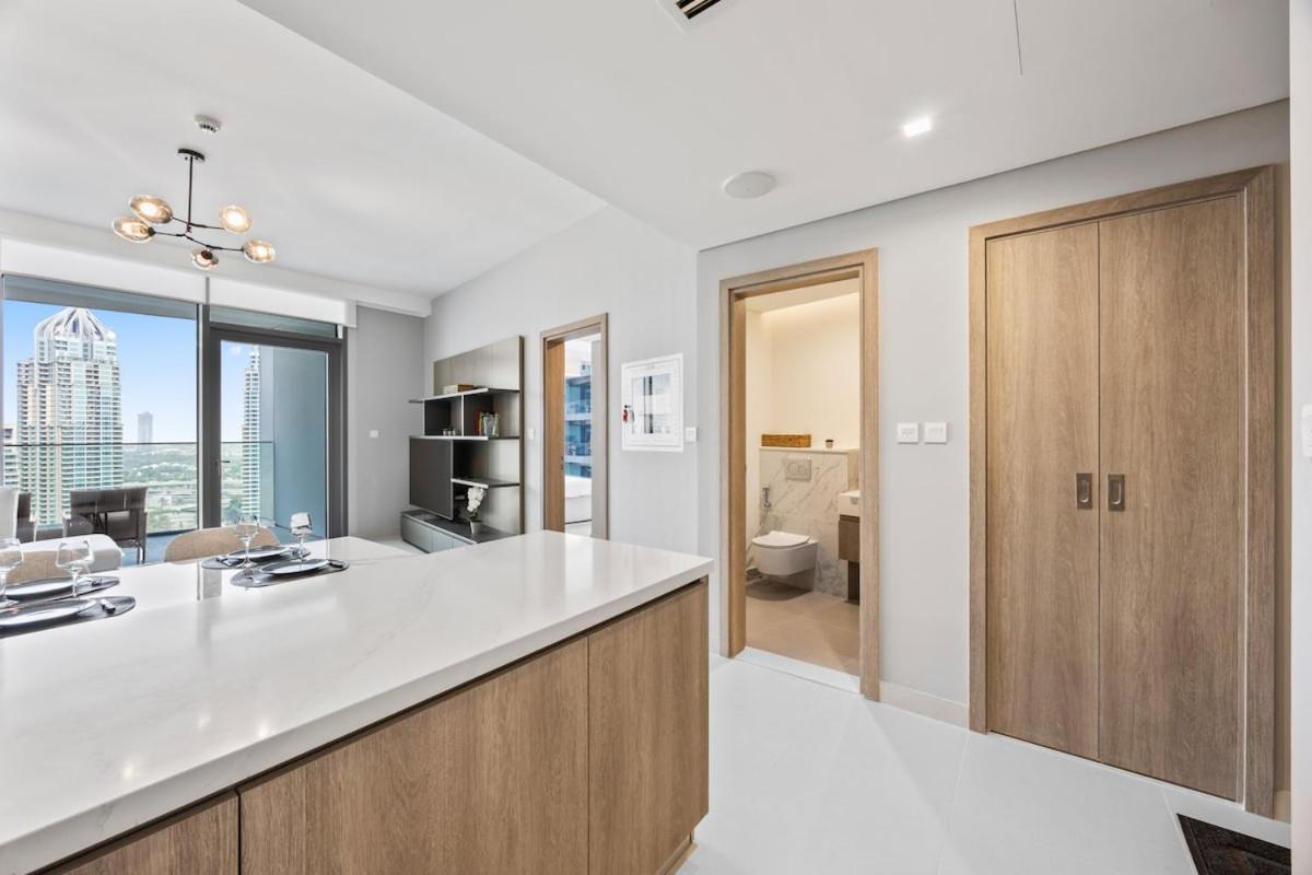 Luxury 1BR Apt at LIV Marina with Direct Marina Views - 3