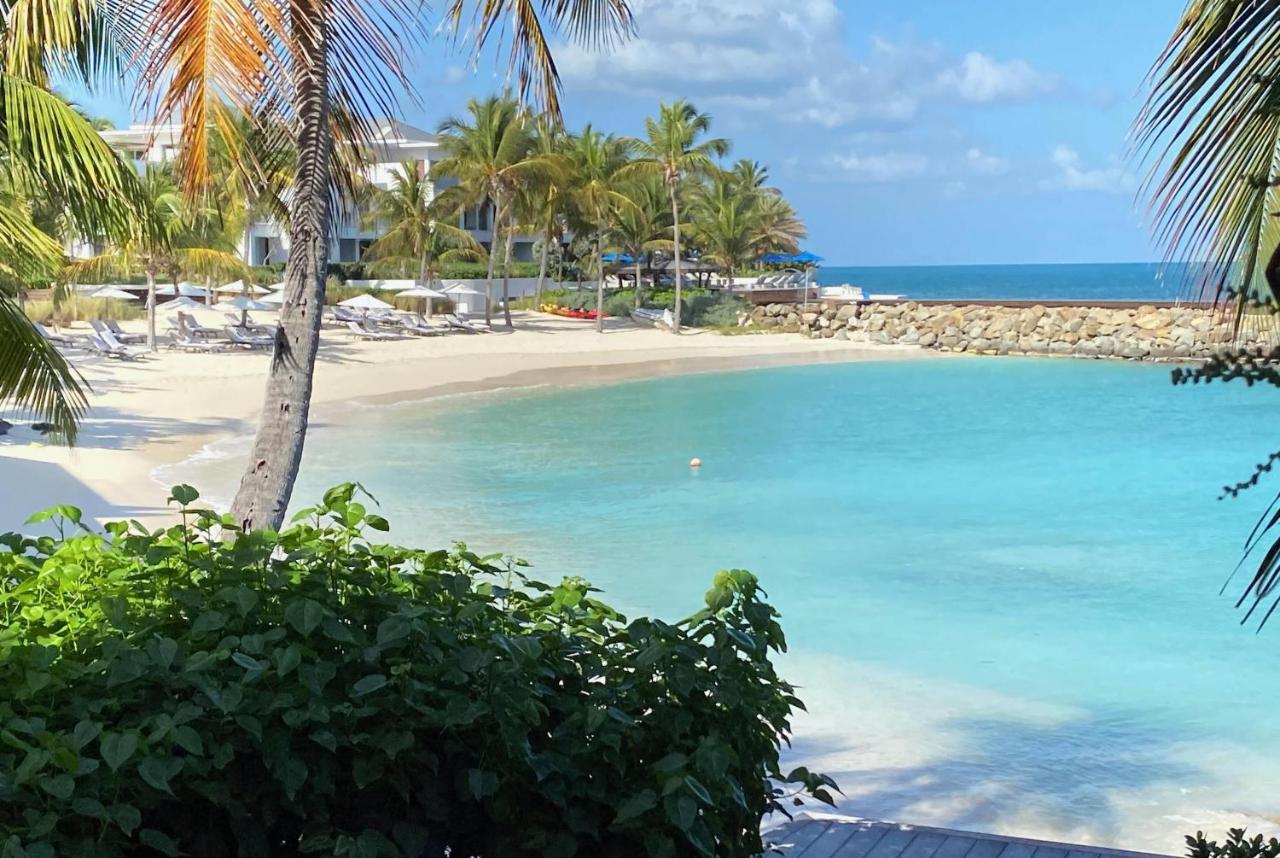 Hodges Bay Resort & Spa, an HQ Luxury Resort & Residences - 2