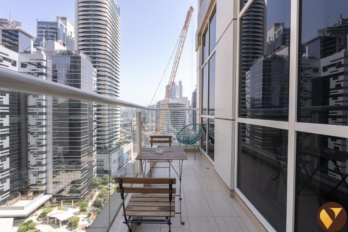 Vogue Vacation Homes, Downtown Mon Reve near Burj Khalifa and Dubai Mall, Two Bedroom plus kids room Apartment with Balcony and Access to all Amenities - 5