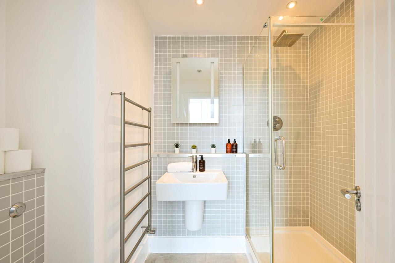 Shoreditch Comfortable 2 Bed Apartments - 3