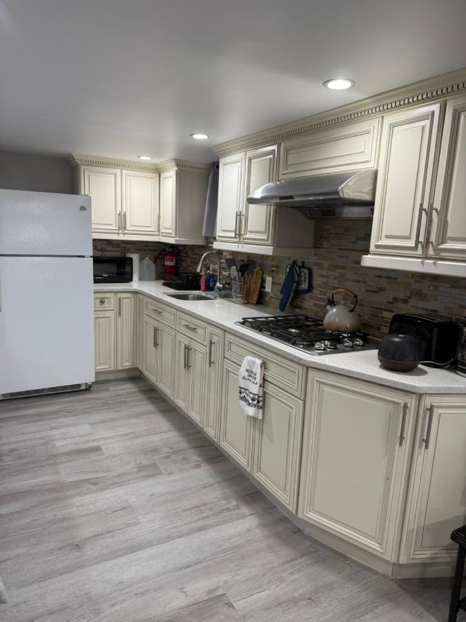 JFK Private Studio Apartment - 3