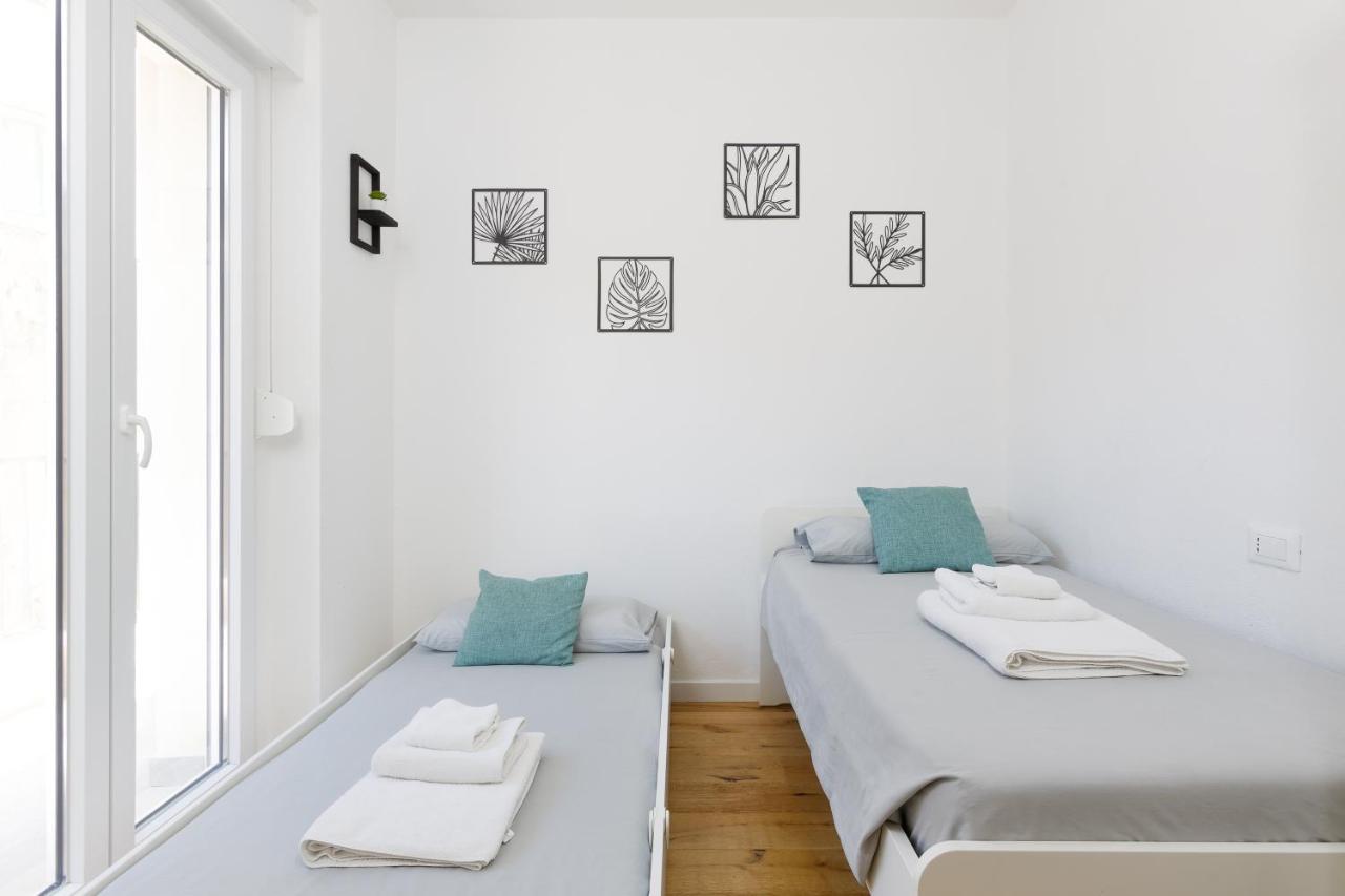 Modern apartment, in the center near see - 5