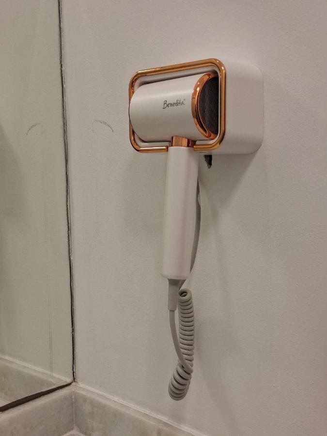 Fullano Guesthouse _ Between Copacabana and Ipanema – Comfortable Private Suites! - 5