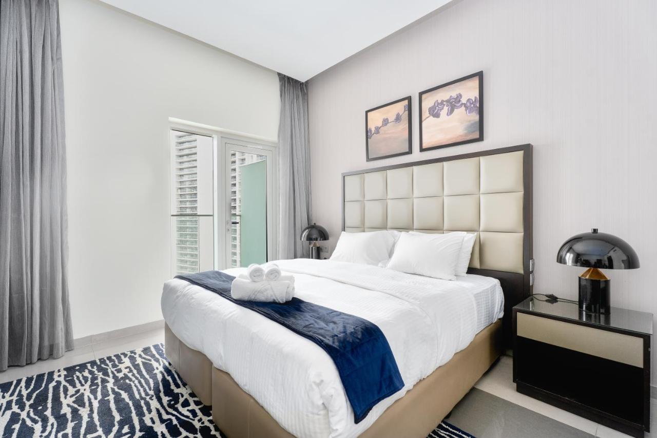 Downtown Dubai Studio Apartment - High floor