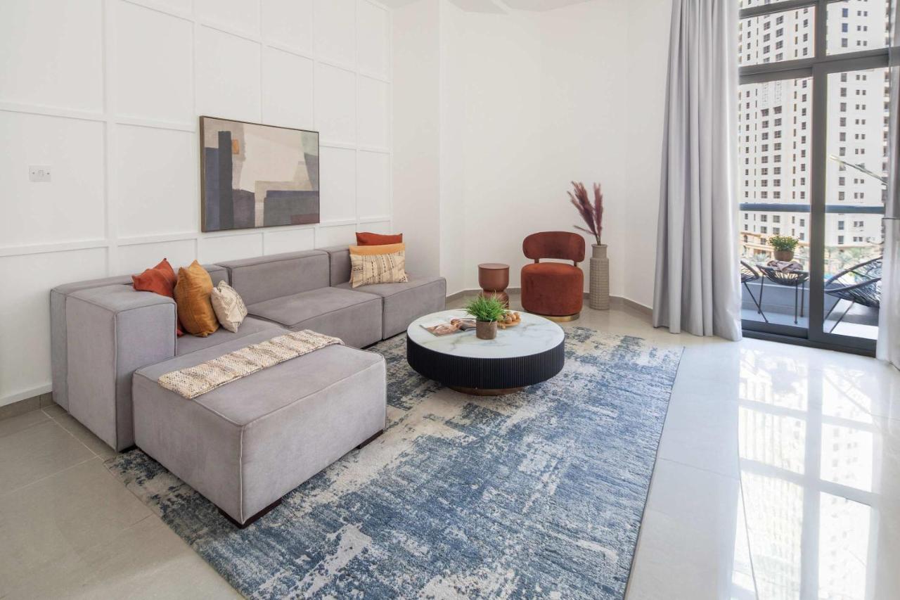 Frank Porter - Marina Wharf 1