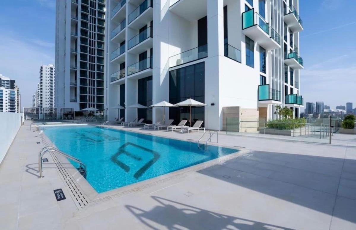 Modern 1BD APT In Binghatti Burj Khalifa Skyline - 4