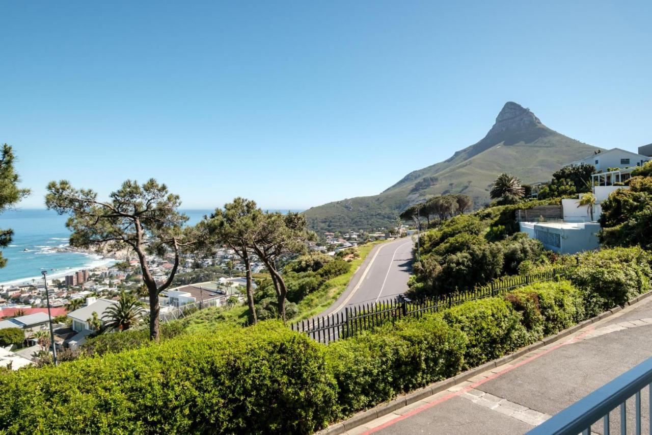 Chic 2bed in Camps Bay w Sea Views Bayview Rise - 2