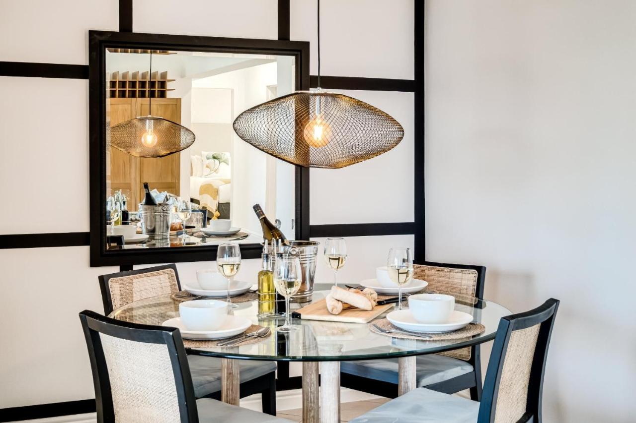 Chic 2bed in Camps Bay w Sea Views Bayview Rise - 5