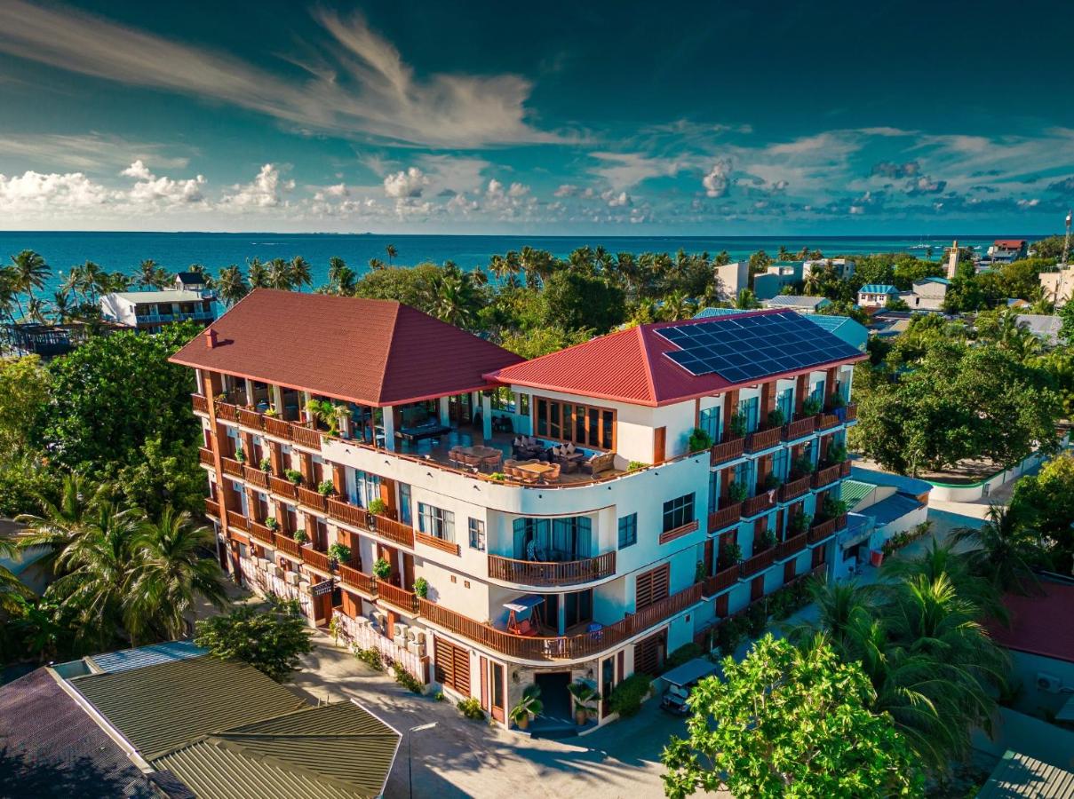 Araamu Hotels Maldives at Dhiffushi
