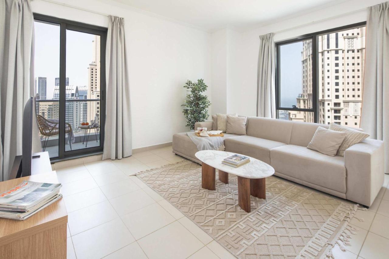 Frank Porter - Aurora Tower, Dubai Marina - 2