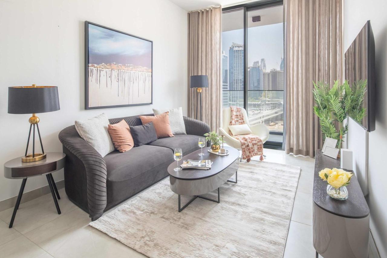 Frank Porter - The Paragon