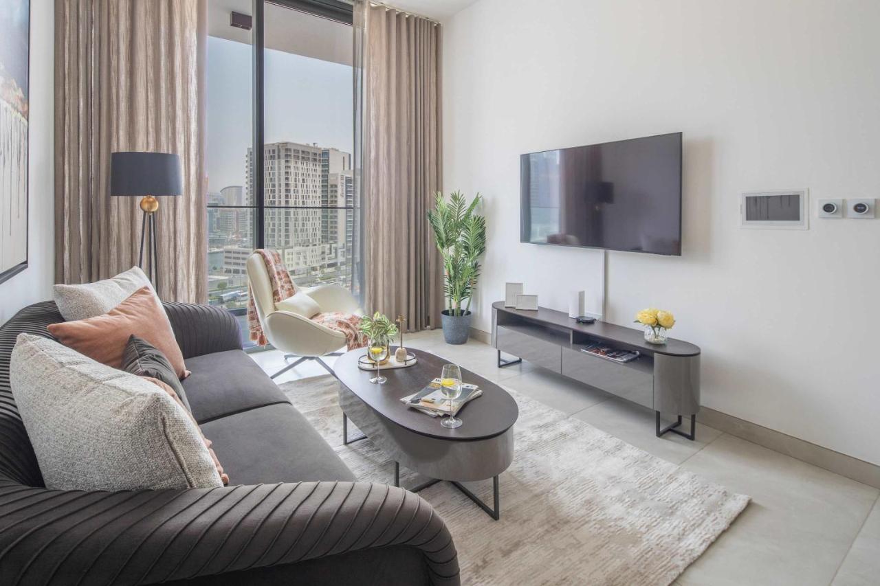 Frank Porter - The Paragon - 4