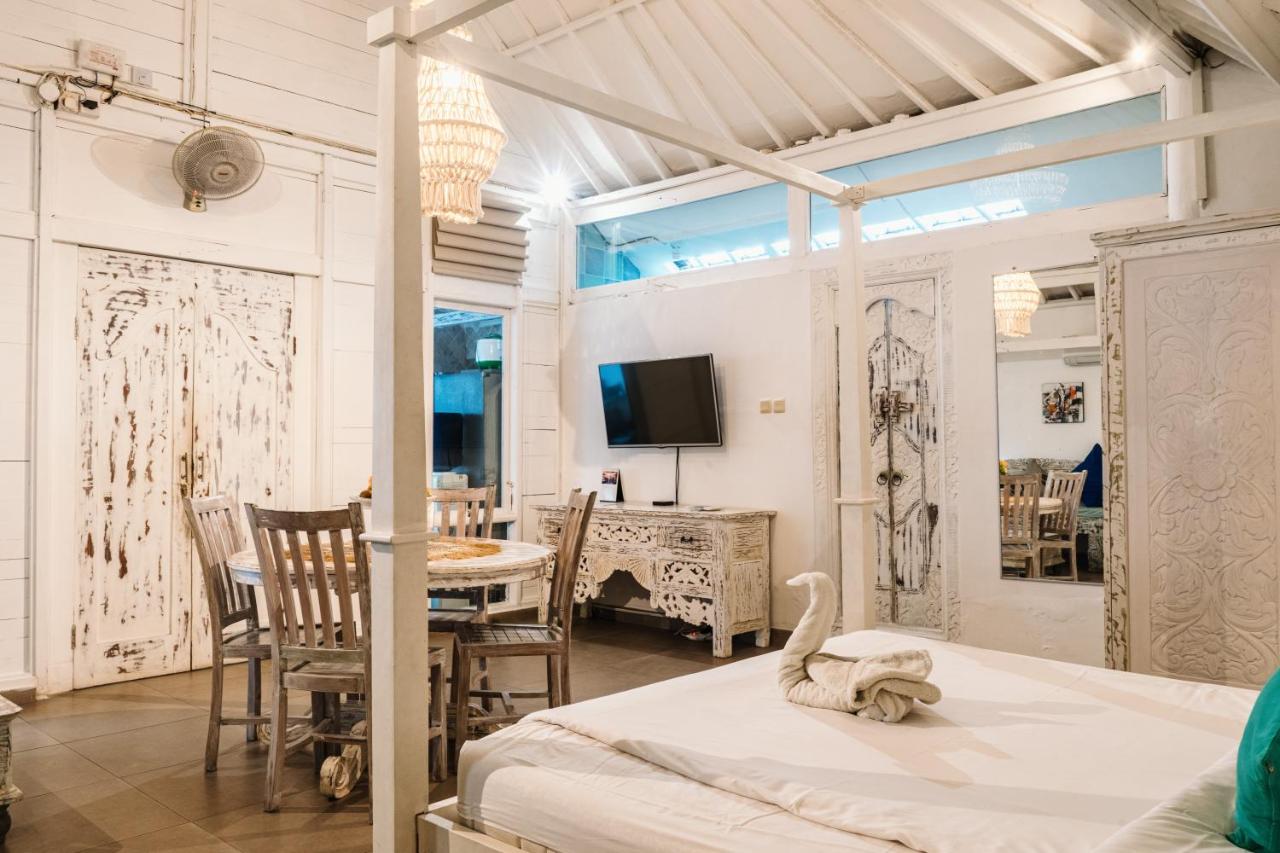 Villa Helenia Canggu, Private Pool, Fast Wifi, 4 min to FINNS - 5